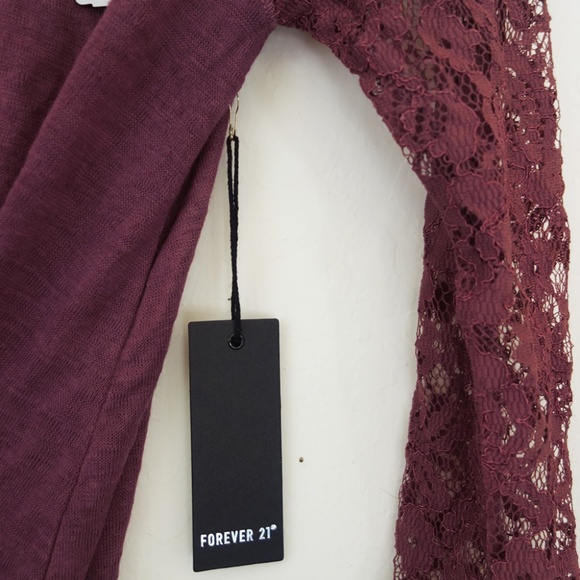 NWT PLUM LACE BLOUSE with openback F21 - Picture 3 of 3